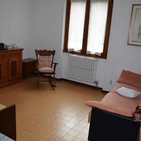 Sul Lago Apartment Dervio