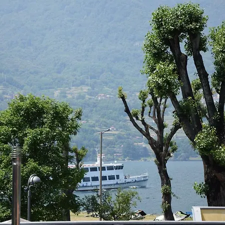 Sul Lago Dervio
